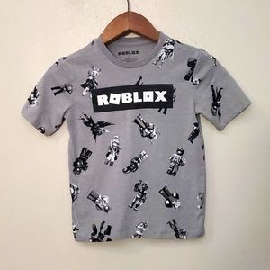 Roblox T-Shirt, Size S 🕹️